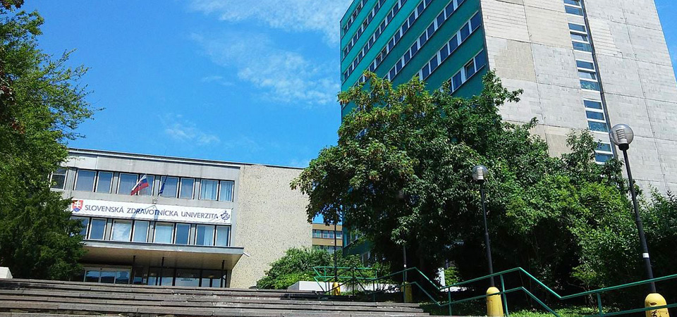 Словацкий медицинский университет в Братиславе